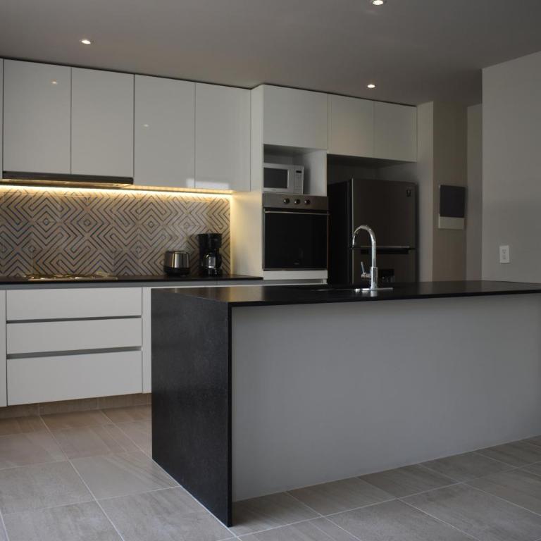 Kaab At The Park by The Spot Rentals - Penthouse Apartment - 11