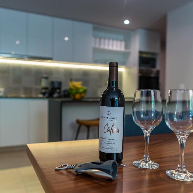 Kaab At The Park by The Spot Rentals - Two-Bedroom Apartment - 14