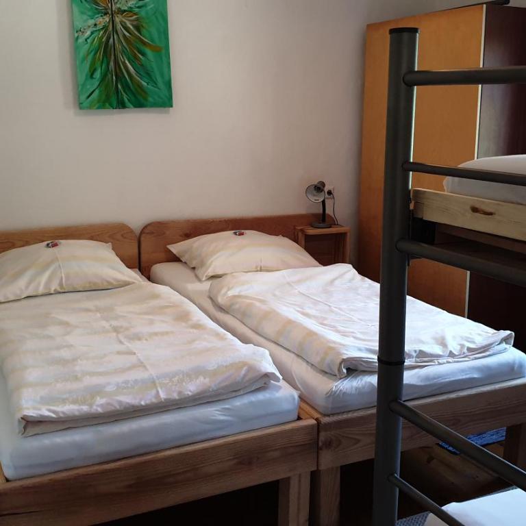 Ferienwohnungen Gut Seebacher - Apartment mit 2 Schlafzimmern - 11