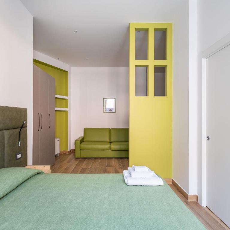 Giorgi Design Homes I - Apartment with Balcony - 8