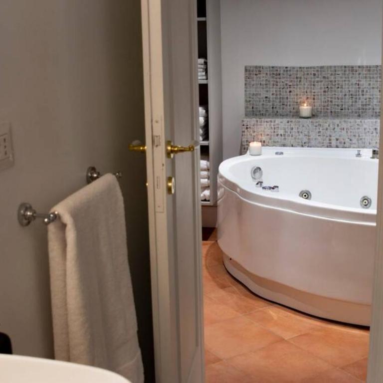 Domus Marina Vacanze Romane-Colosseo - Appartamento con 3 Camere da Letto - 49
