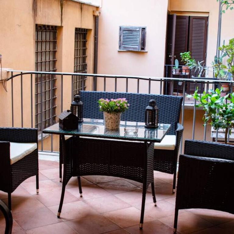 Domus Marina Vacanze Romane-Colosseo - Appartamento con 3 Camere da Letto - 72