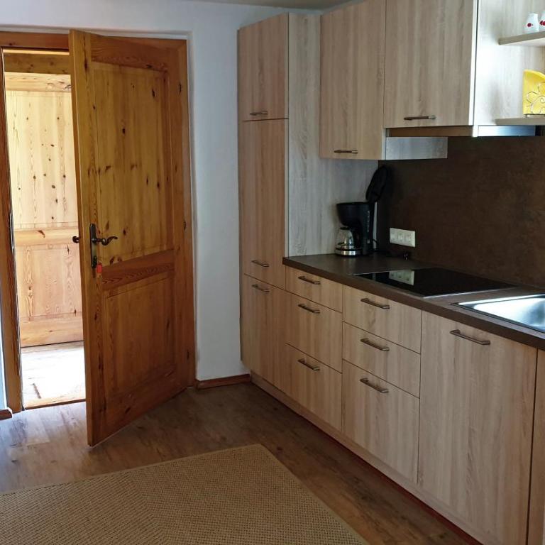Ferienwohnungen Gut Seebacher - Apartment mit Terrasse - 4