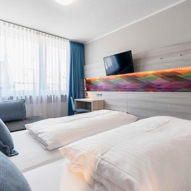 Westend Hotel (non-smoking) - Doppel- oder Zweibettzimmer - 10