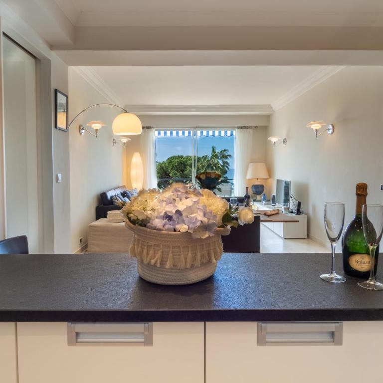 Cannes Croisette Superbe 3P front de mer - Apartamento de 2 dormitorios - 27