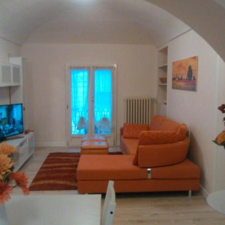 Quadrilocale ELI 6 centralissimo zona Piazza Bodoni - Two-Bedroom Apartment - 10