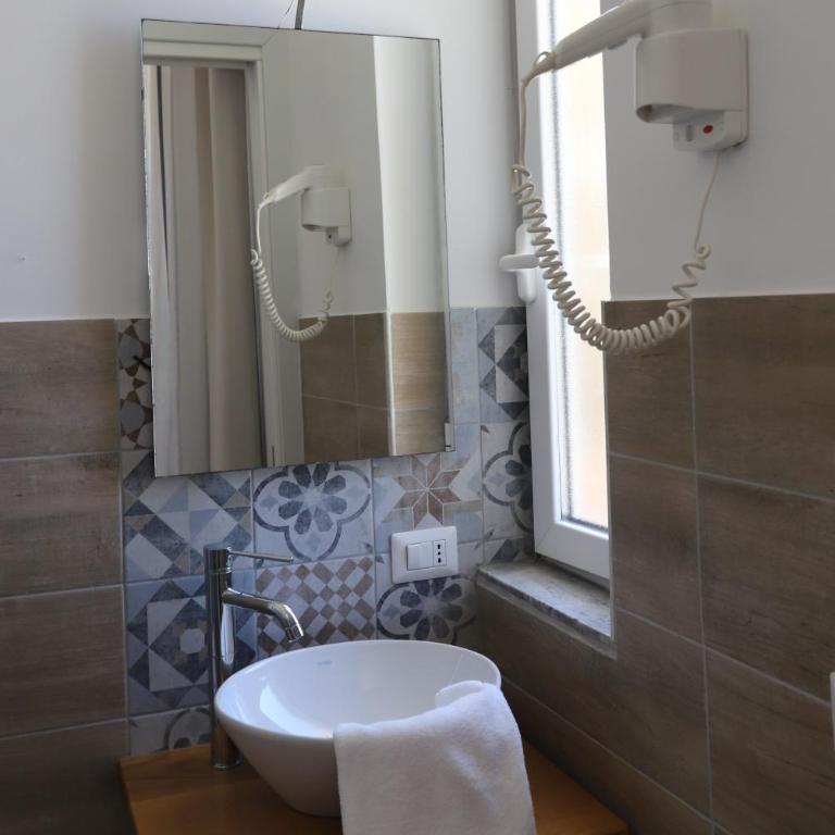 Ai Quattro Venti Guest House - Camera Matrimoniale con Bagno Privato - 1