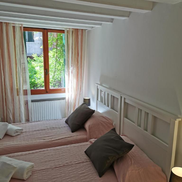 San Marco Square WI-FI fibra in the fashion district 493 - Appartamento con 2 Camere da Letto - 1