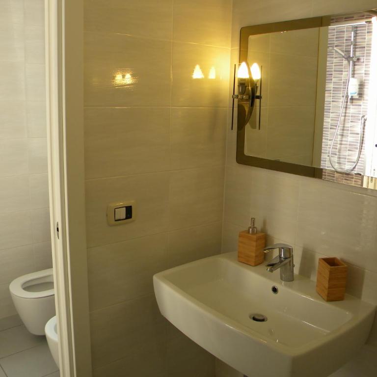 AbitaRoom - Queen Room - 5