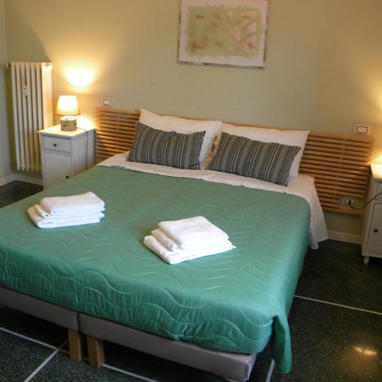 AbitaRoom - Double Room with Shared Bathroom - 3