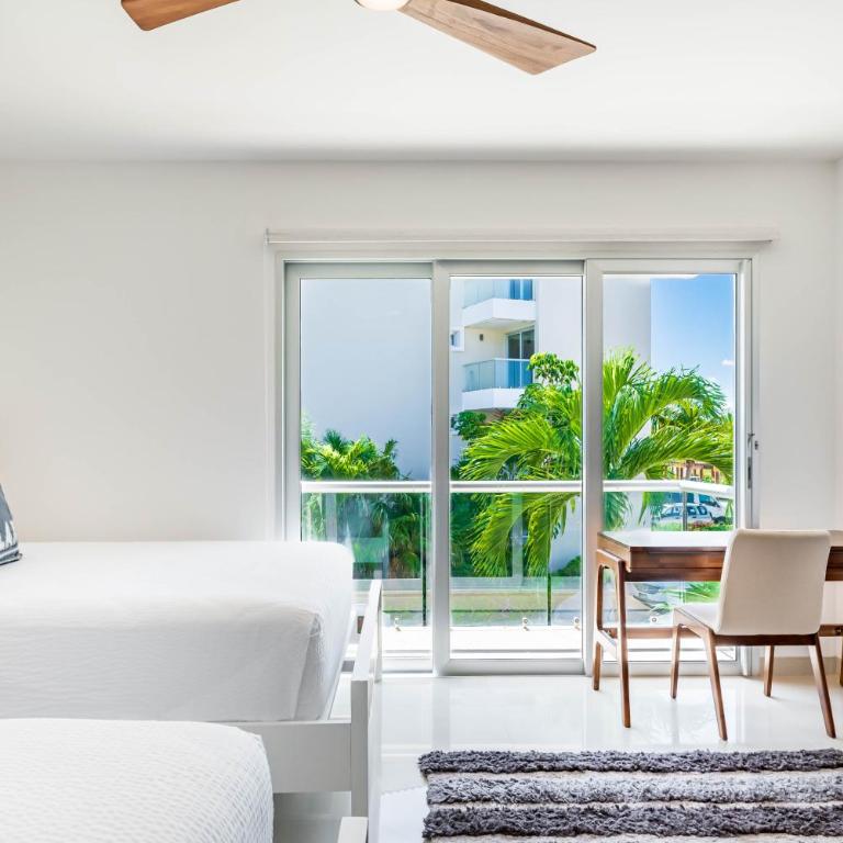 Mareazul Beach Front Condos At playa del Carmen - Deluxe Apartment - 4