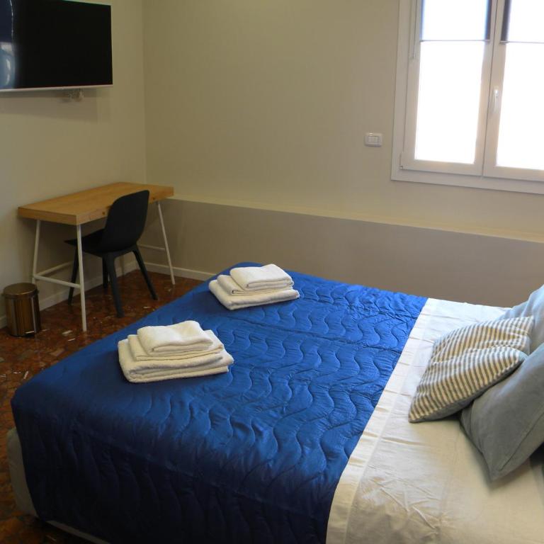 AbitaRoom - Double Room with Private Bathroom - 14