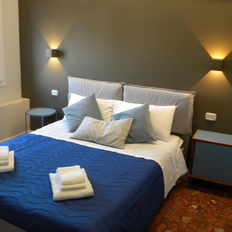 AbitaRoom - Double Room with Private Bathroom - 11