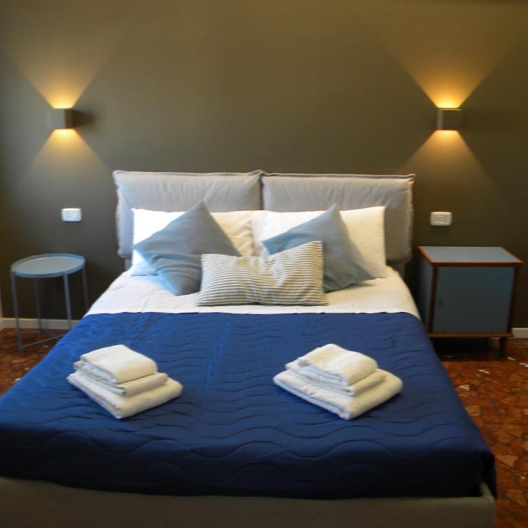 AbitaRoom - Double Room with Private Bathroom - 1
