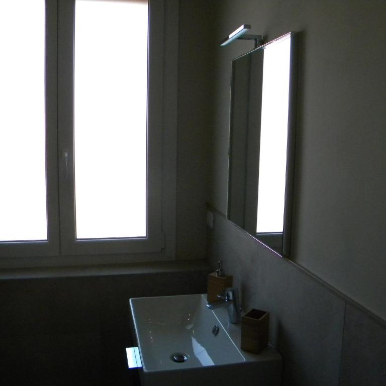AbitaRoom - Double Room with Private Bathroom - 8