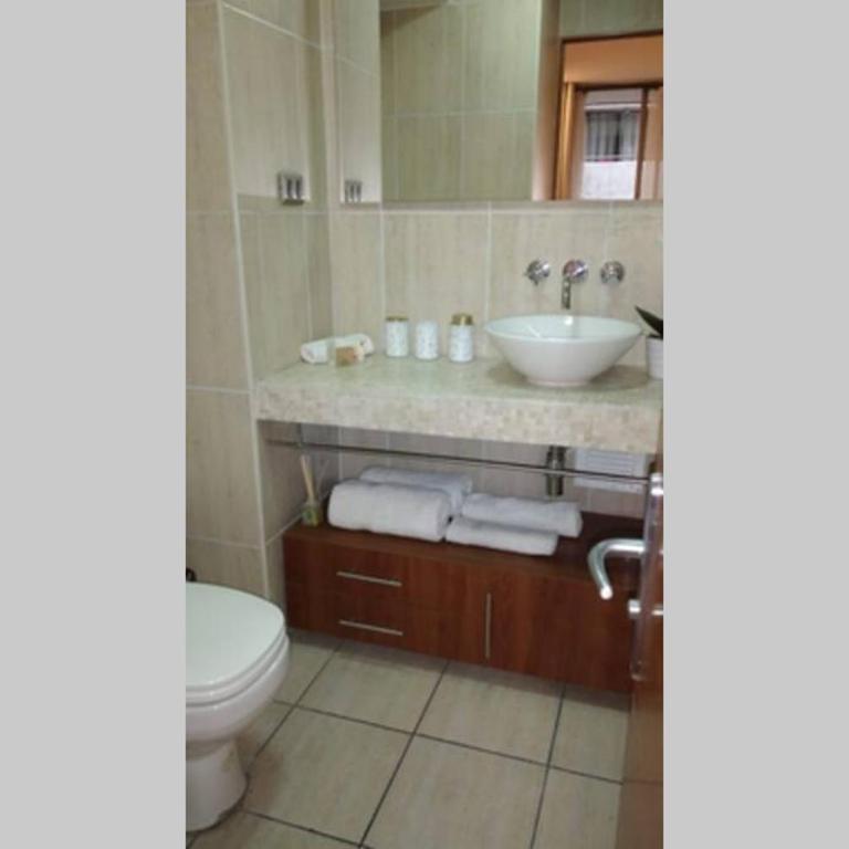 Dpto Metro Los Leones, Costanera Center - Apartamento de 1 dormitorio - 3