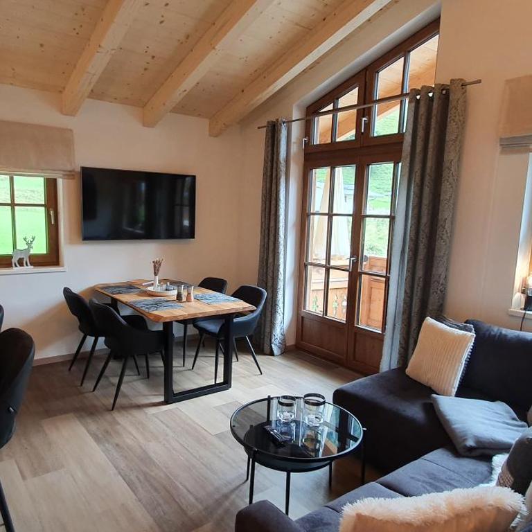 Hochalmbahnen Chalets 11W2, Lärche, nahe Gondel, Hunde willkommen - Apartment mit 2 Schlafzimmern - 4