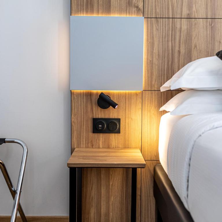 Hôtel de Bellevue Paris Gare du Nord - Chambre Lits Jumeaux Confort - 6