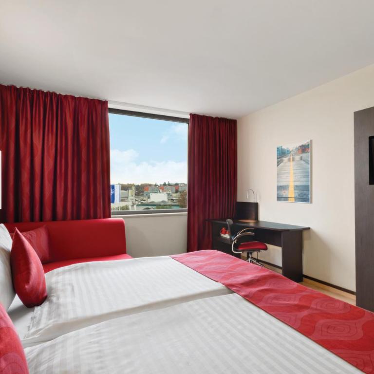 Ramada Encore by Wyndham Geneva - Chambre Lit King-Size avec Canapé-Lit - Non-Fumeurs - 6