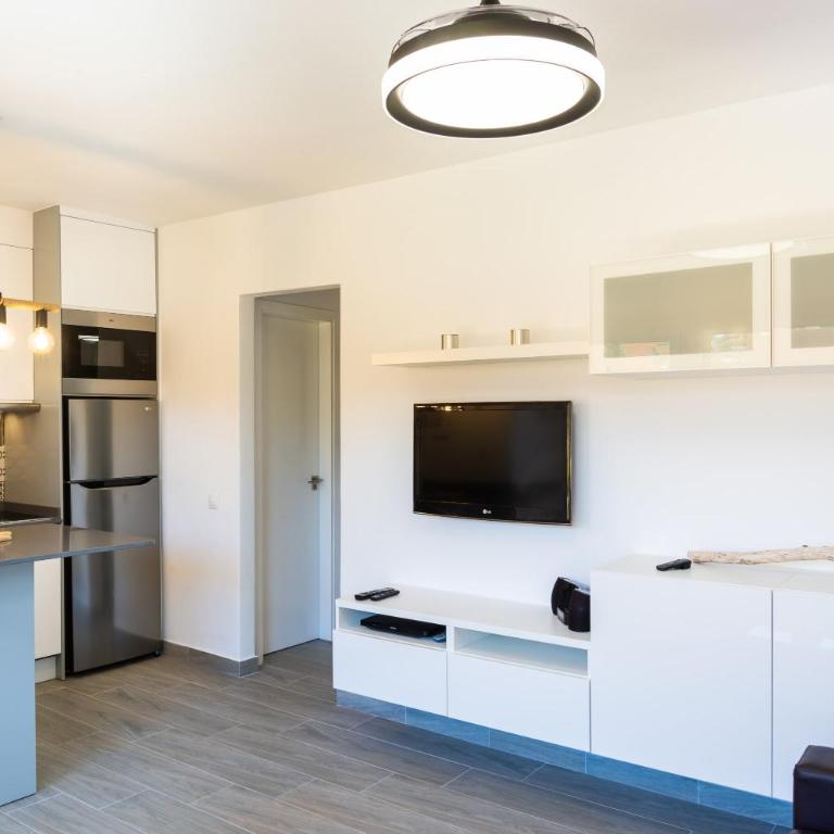 Casa Lucien - Newly refurbished apartment with swimming pool - Ideal for couples - Apartamento - 8