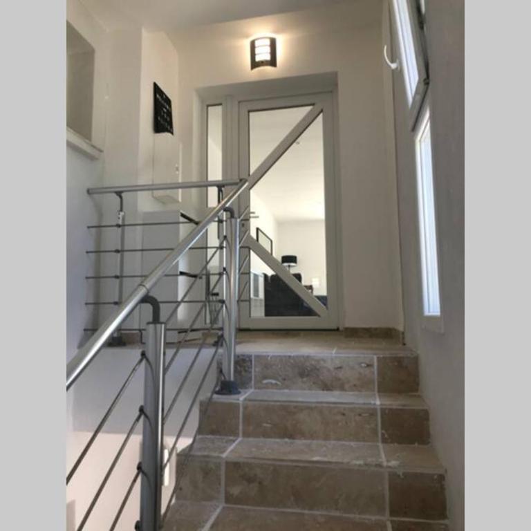 Villa "LES ALIZES" Etage côté PISCINE - APERCU MER - Casa de 2 dormitorios - 9
