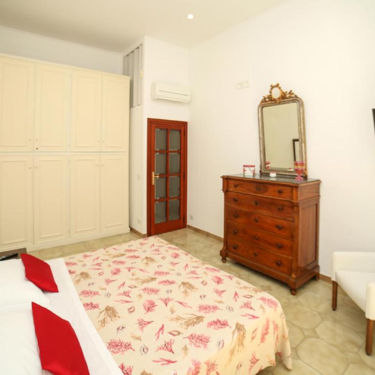 Casa Fortuna - Two-Bedroom Apartment - 11