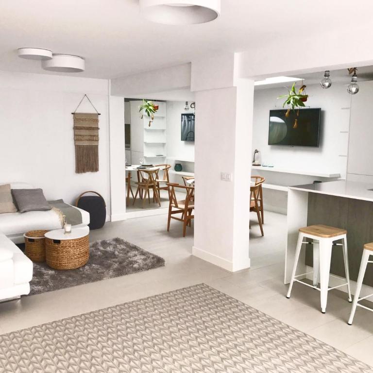 Cosy 2 bedroom apartment in La Caleta, Tenerife - Apartment mit 2 Schlafzimmern - 1