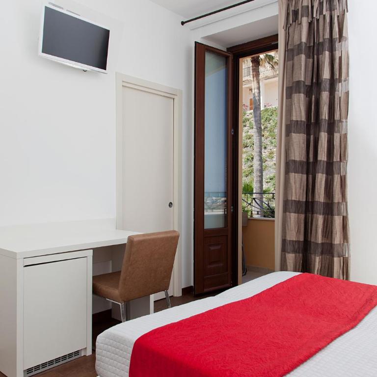 Iamartino Quality Rooms - Camera Matrimoniale - 4