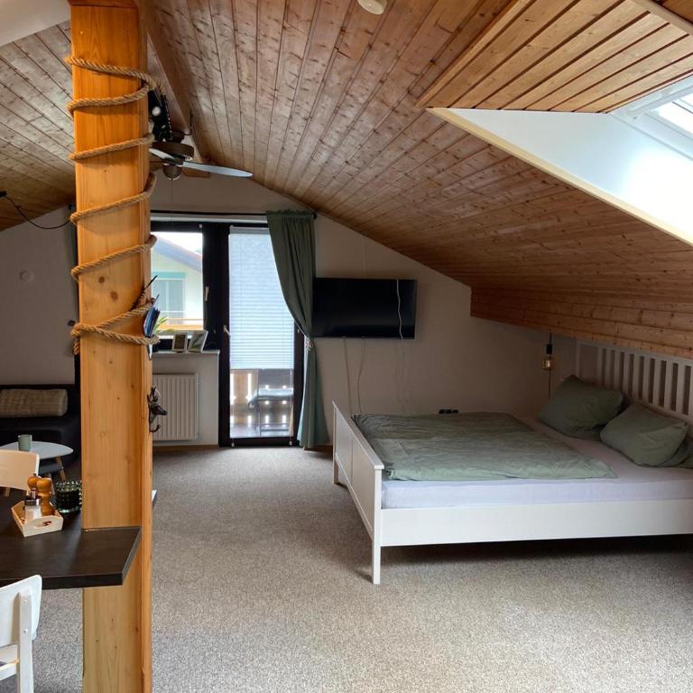 Roof Heaven Ferienwohnung - Studio-Apartment - 2