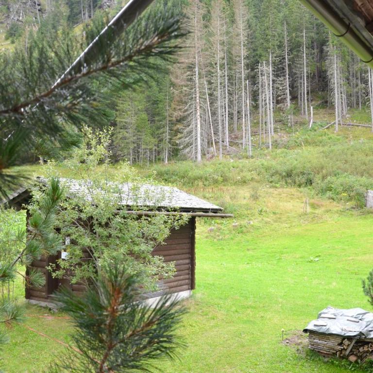 Gästehaus Christophorus - Doppelzimmer mit Parkblick - 2