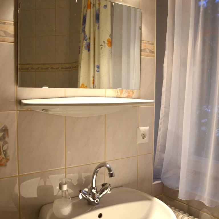 Gästehaus Christophorus - Doppelzimmer mit Parkblick - 6
