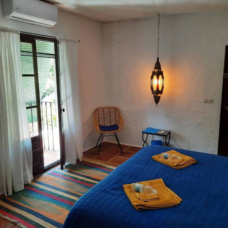 B&B rural El Oasis - Habitación Doble con vistas a la montaña - 1