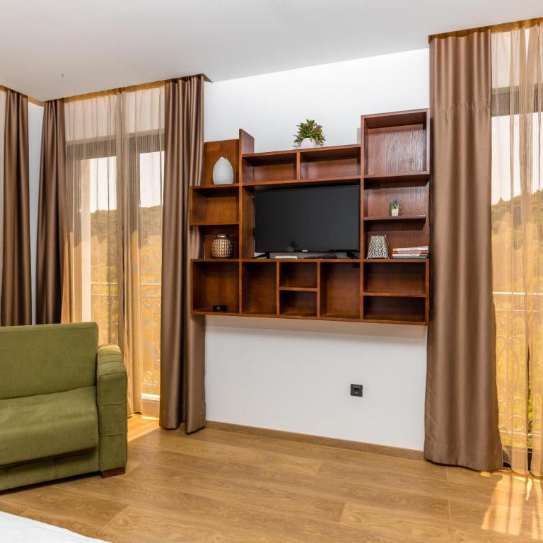 Hotel Plaza Lucice - Deluxe Double Room with Extra Bed - 6