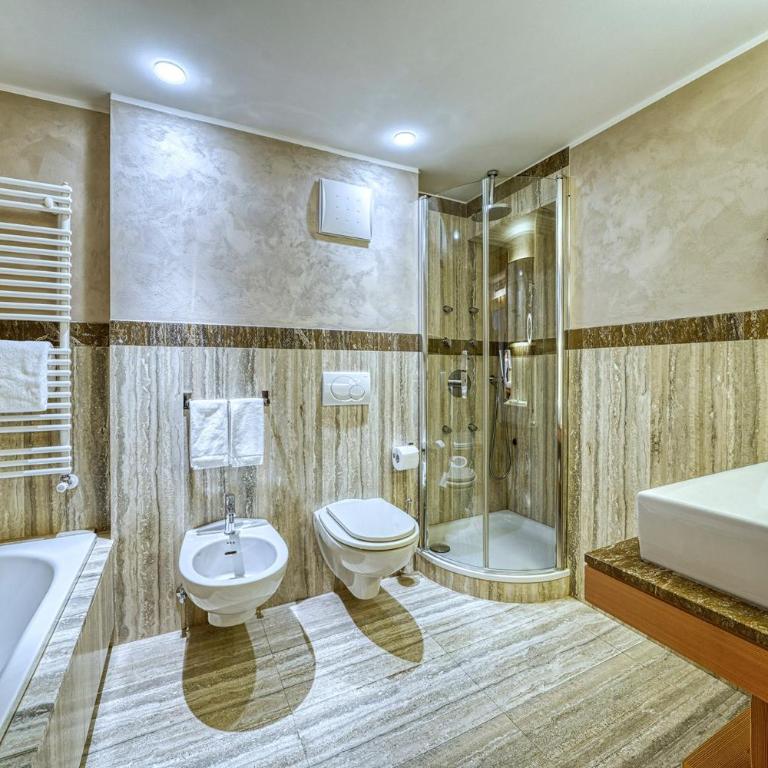 Majestic Hotel - Junior Suite - 3