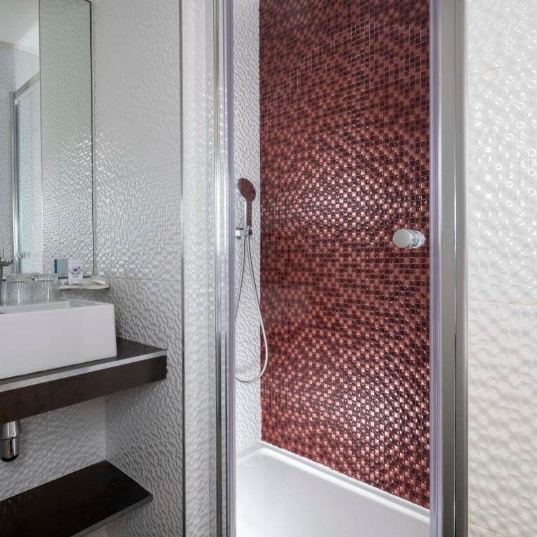 Hôtel Regina Opéra Grands Boulevards - Chambre Double Classique - 6