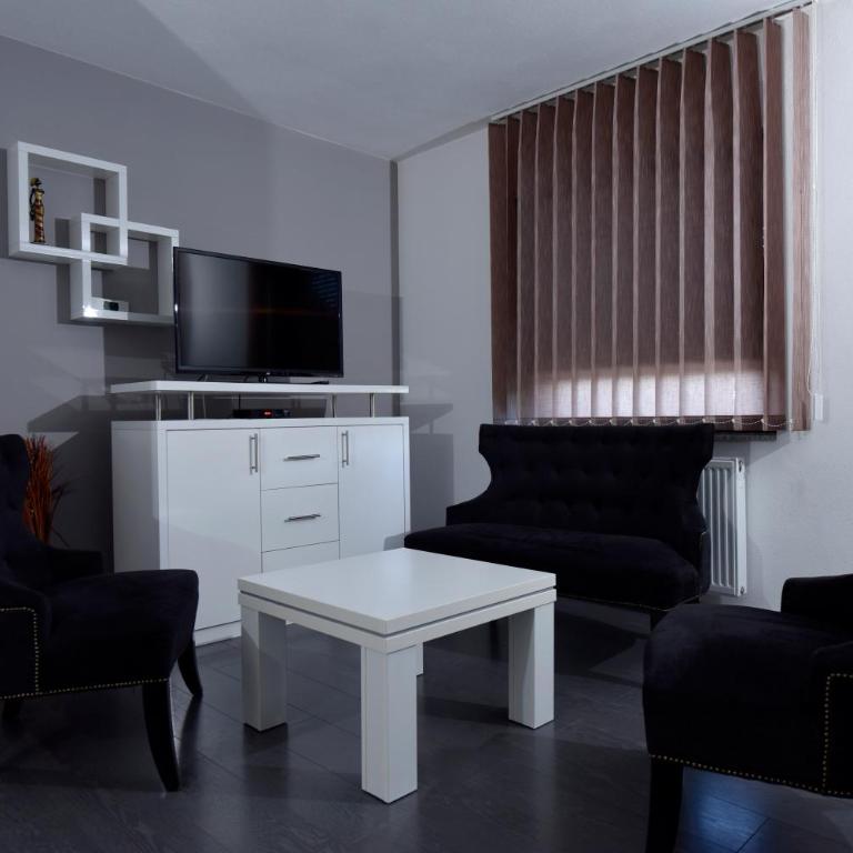 Apartmani i Bungalovi TROJKA - Apartman na Više Nivoa - 11