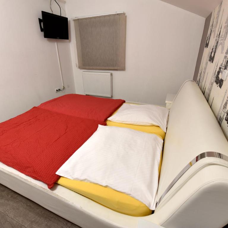 Apartmani i Bungalovi TROJKA - Apartman - 10