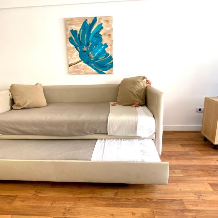 Soho Beauty Studio - One-Bedroom Apartment - 11