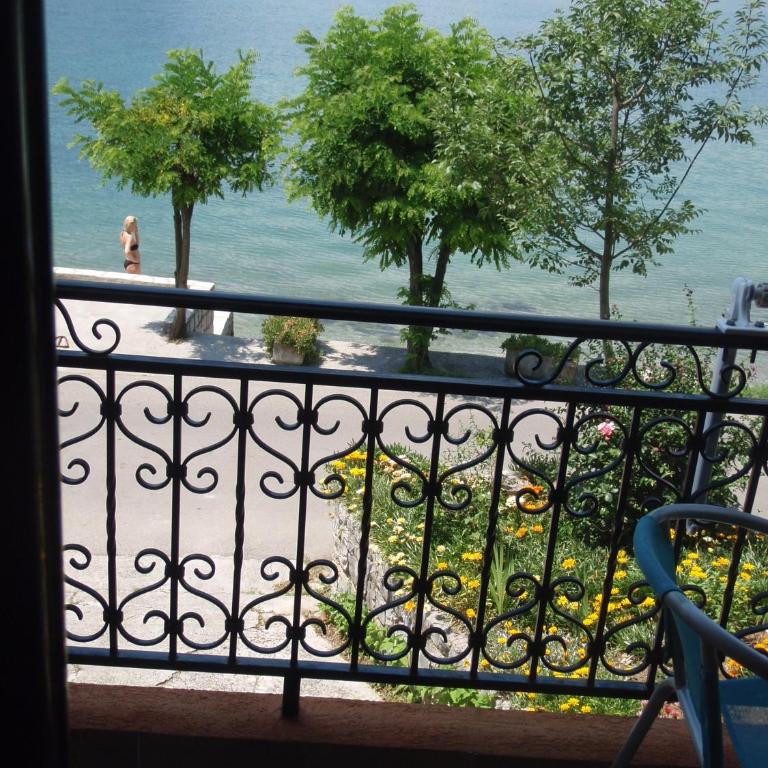 Apartments Matkovic - Two-Bedroom Apartment with Balcony - 5