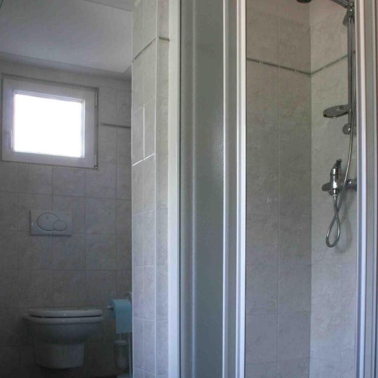 B&B 21 - Doppelzimmer mit eigenem Bad - 12