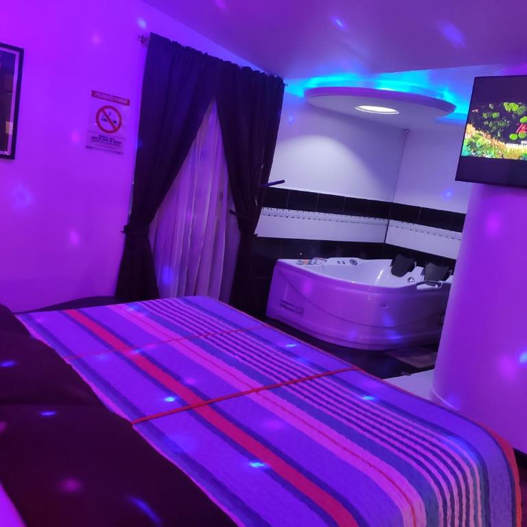 Hotel el Che No apto para corruptos - Superior King Suite - 1