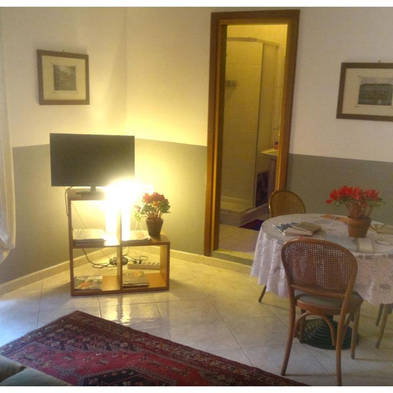 Dreaming of Naples - Double Room - 4