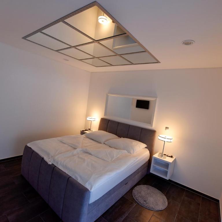 Apartmani i Bungalovi TROJKA - Bungalov sa 1 Spavaćom Sobom - 5