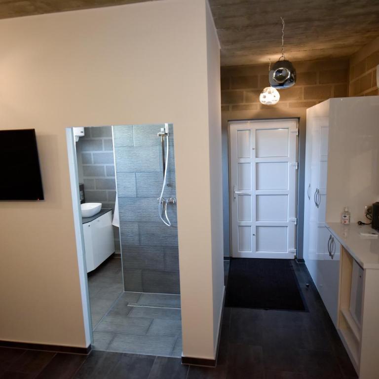 Apartmani i Bungalovi TROJKA - Bungalov sa 1 Spavaćom Sobom - 10