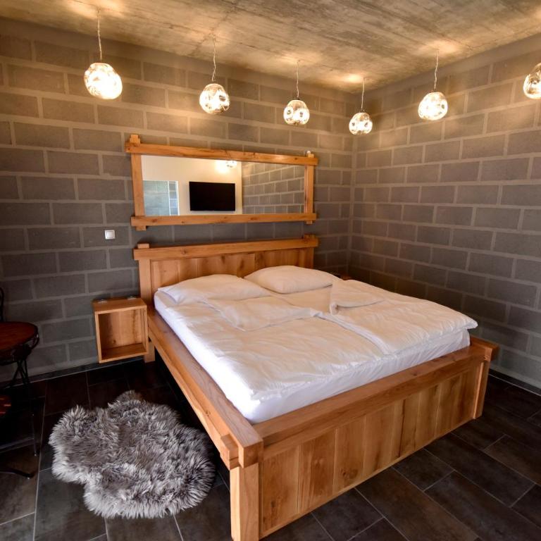Apartmani i Bungalovi TROJKA - Bungalov sa 1 Spavaćom Sobom - 13