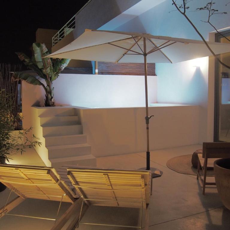 SUITES 9 MALAGA, three unique suites with private plunge pool - Apartamento de 1 dormitorio - 4