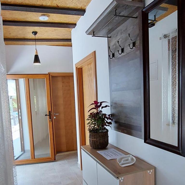 Apartments Kapetanovina - Deluxe Apartment - 20