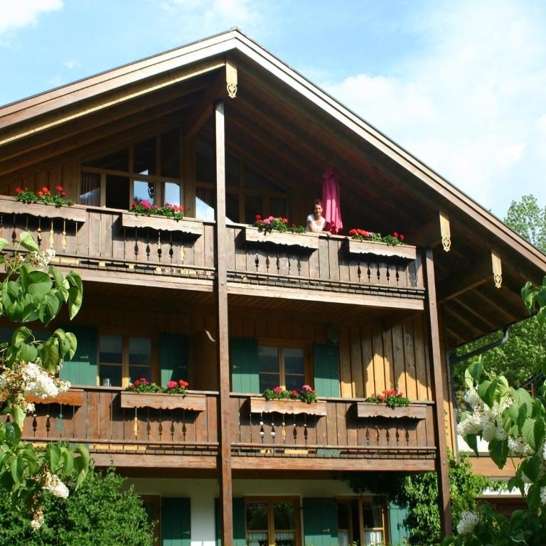 Casa Claudia - die schöne 4-Sterne-Fewo - im Sommer Bergbahntickets inclusive - Apartment - 12