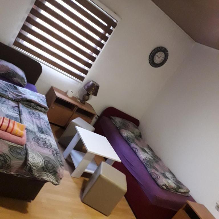 Hostel Topić - Porodična Soba s Kupatilom - 5