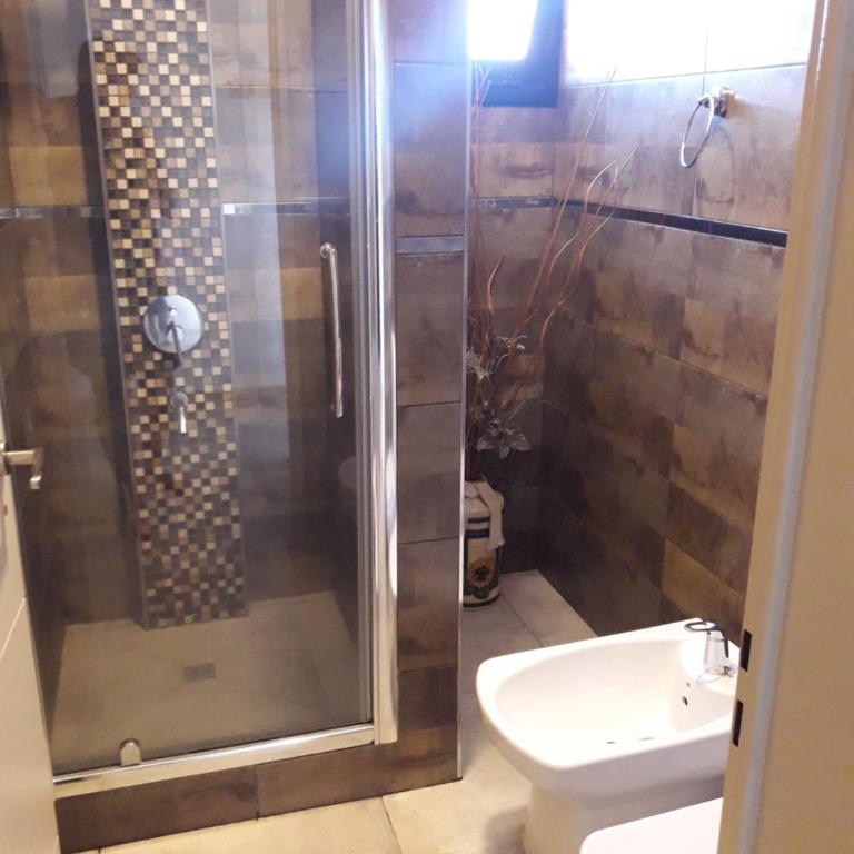 sueño del chocon - Two-Bedroom House - 9